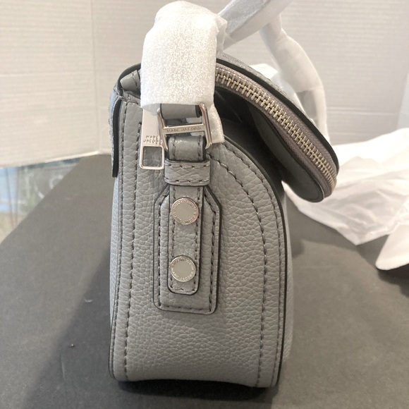 Marc Jacobs mini messenger bag - NWT - Rare color! MSRP $398 - Picture 4 of 9